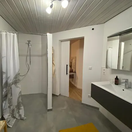 דירה Haus Ari